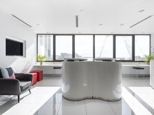 东方万国 雷格斯联合办公月度5天通勤卡|一价全包专业办公空间