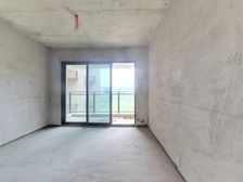 龙光玖璟台南向精装三房 满五住宅仅40万