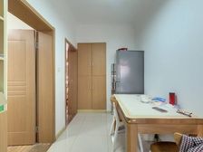 杨泰一村 精装拎包入住! 看房方便