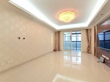 急售!新上(业主急售)房源 价格可谈 中间位置低税费 有车位