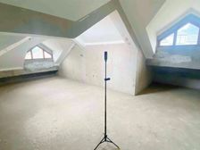 满二 近地铁 近医院 中间楼层采光好 商品房 南北通透