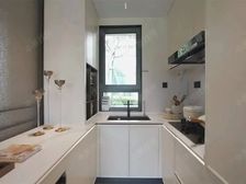 宝山标杆项目,地铁口总价低,近商业跟学校!!!