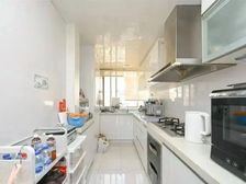 静安区一号线地铁口复式房 送一整层露台同面积的还有公园景观奥