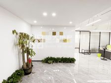 低价急租,海德第壹国际全新办公家具全齐,地铁口,台商嘉宏