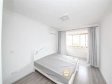 【急售】中心位置,双书包,看房子方便