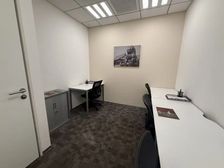 地铁双线 中华国际 靠窗3人间办公 拎包入住