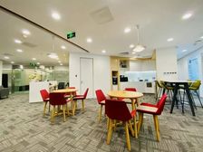 中华广场 一价全包 雷格斯专业办公空间 包水电网