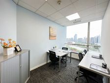 雷格斯天河城大厦 1人办公卡位 全包月租1500 可工商注册