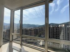 11楼顶层!急卖龙洞风景区 一览无余 精装大四居 证满五年