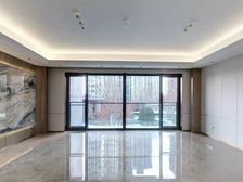 中海京叁号院 150.62平2居 南北向精装修 拎包入住