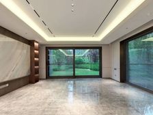 中海京叁號院 客厅270度观景平墅 看园林草坪 位置好