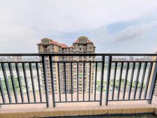 富盈公馆 临江社区 露营带娃网红打卡,离山姆近 同户型蕞低价