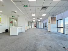 现场实勘大族商圈甲级写字楼288平米1.3元出租精装可註册