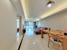 火车站旁 华润悦府 2室1厅 109.95平两居室带车位