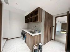 法国业主到期,临河花园800平,私密性高带电梯,5星会所管家