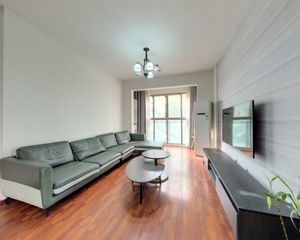 东湖国际 2室2厅 东南