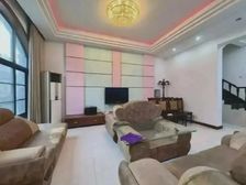 急售 急售 大联排别墅 南进门北花园 房东看好市区新房。