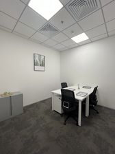 长风生态商务区浙铁绿城雷格斯直租3人水电网物业全包 可短租