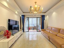 越秀星汇品峰 香山 4室2厅 东区教育 改善天花板