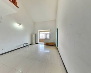 天坛 恒富中街6号院 南北通透复式 上下两层 精装修