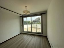 徐泾高泾路西郊美林馆,新推独栋别墅,临河大花园,看房有钥匙