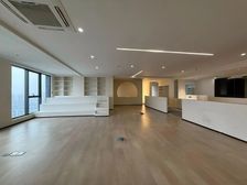 直租!和荣大厦独特设计风格584平办公室出租