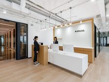 黄浦新天地无限极大厦SPACES灵活办公空间 水电网家具全包