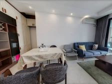 急售!新上(业主急售)房源 价格可谈 中间位置低税费 有车位