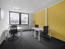 雷格斯朝阳海容广场 甲方直租无费!精装3人间水电网物业全包