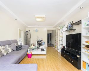 【热点户型】方正不带角、窗户不对天井、南向大厅、满五年、精装