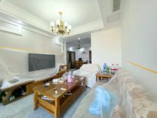 捡耙活! 燕南精装三房 户型方正 视野开阔 带紫标 有车位