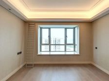 万科民安江山府 4室2厅 175.5平