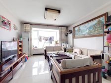 鸿业兴园一区 3室1厅 115.78平