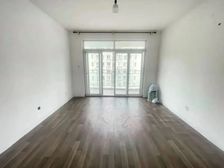 钥匙房!飞机户型大三房,豪华大毛坯,楼层采光无任何影响。