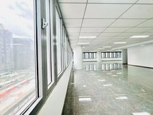 南部双地铁口,公司总部可选,三面采光,603平,精装修随时入