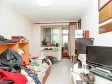 地铁8号线和义站 和义西里底层1居 2009年建成 房龄新