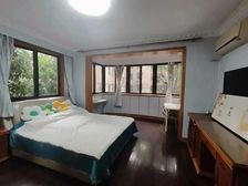 嘉善路地铁口 烫金地段 两题四户 精装修 板式南北通 急售