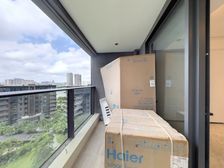 全新内转 131平4居 南向精装修 安静不临街