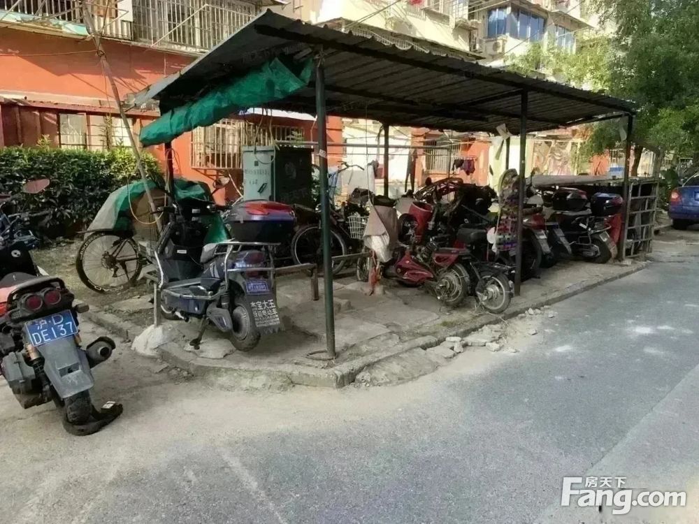 小区相关图