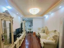 凤尾楼层丨房型正气 凤尾楼层精装修全送,地铁口600M,