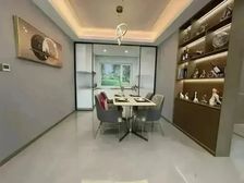 抢!齐鲁大道旁 电梯准现房 电梯独立入户三室两卫全明