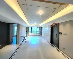 翡翠长安 4室 南北大四居 精装 看房方便