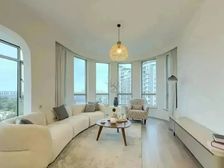 买房只收0.5%加州水郡 4室2厅 228.53平