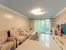 恋日绿岛 3室2厅 116.89平洋房一层 随时看房满套