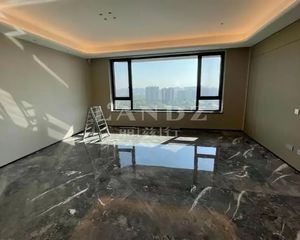 老业主急售直降700万 合生缦云全新房4居室高层观景房