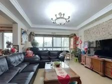 买房只收0.5%涵碧景苑 4室2厅 182.45平