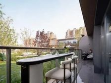 四代住宅,户户带观景大阳台,出门就是7号线万盛东和顶点公园