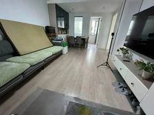 出行方便 产权清晰 商圈成熟 满五 近医院 南向采光好