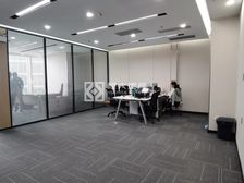 特价房,国贸中心全新豪装拎包办公,双面采光,UCC嘉宏中心