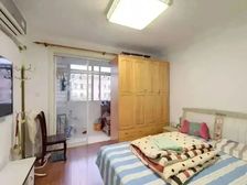 全明格局!!户型方正!!业主急出售大降价!!